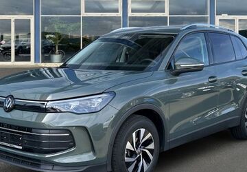 VW Tiguan 13.500 km 33.990 &euro; Herborn 35745
