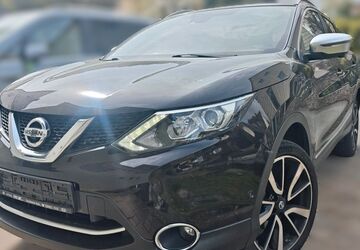 Nissan Qashqai 93.676 km 14.889 &euro; Herborn 35745