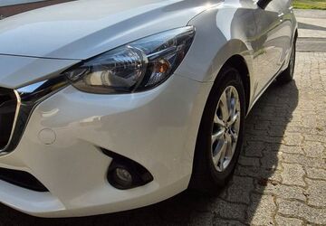 Mazda 2 142.000 km 7.150 &euro; Netphen 57250