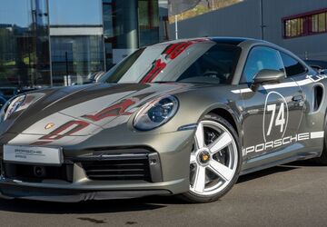 Porsche 992 5.983 km 266.500 &euro; Siegen 57080