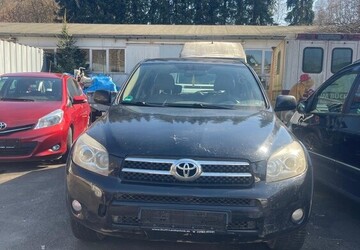 Toyota RAV 4 246.000 km 3.900 &euro; Siegen 57072