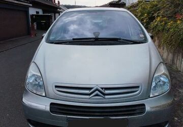 Citroen Xsara Picasso 100.060 km 4.500 &euro; Breitscheid 35767