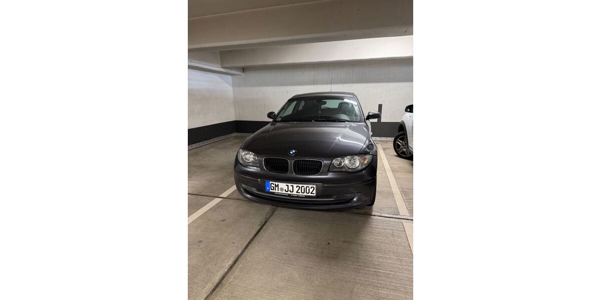 BMW 118 350.000 km 2.200 &euro; Waldbröl 51545