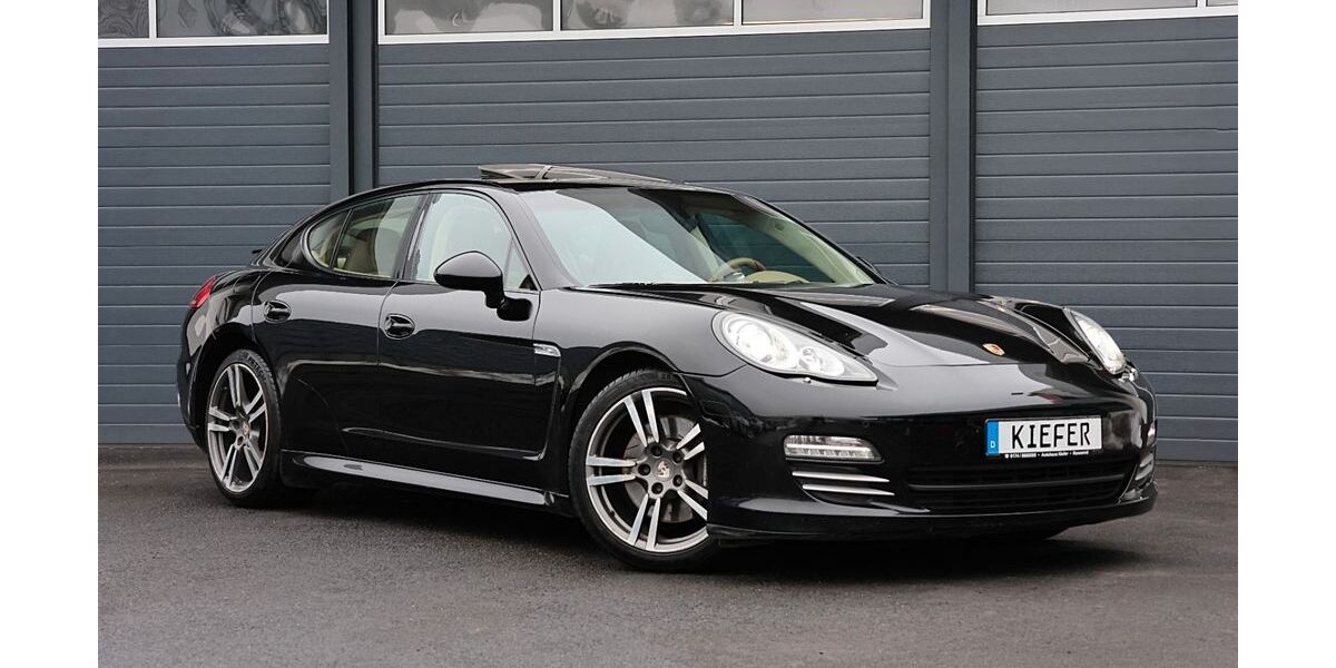 Porsche Panamera 133.137 km 23.950 &euro; Rennerod 56477