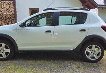 Dacia Sandero 144.000 km 6.440 &euro; Siegen 57074